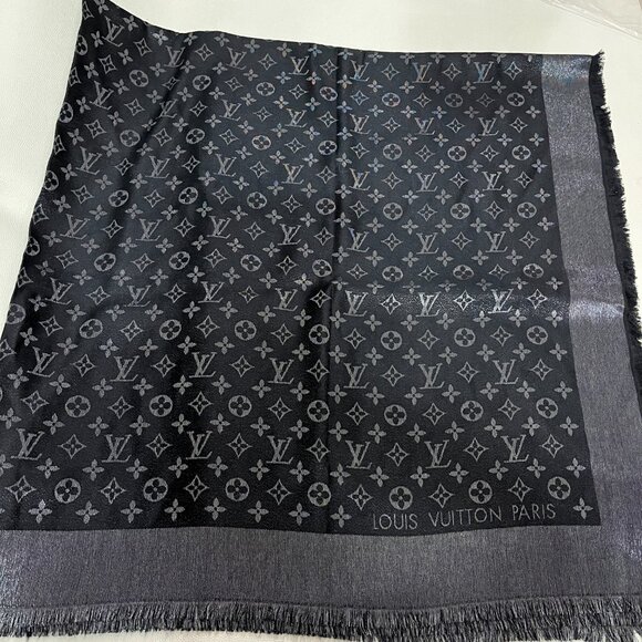 Louis Vuitton Charcoal Monogram Shawl - Picture 2 of 7